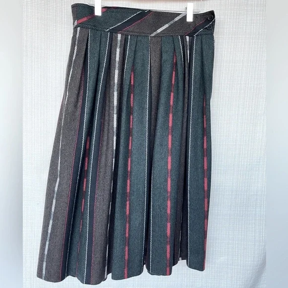 VINTAGE Plaid Wool Midi Skirt Pockets Preppy Classic Boho Vagabond Mixed Media